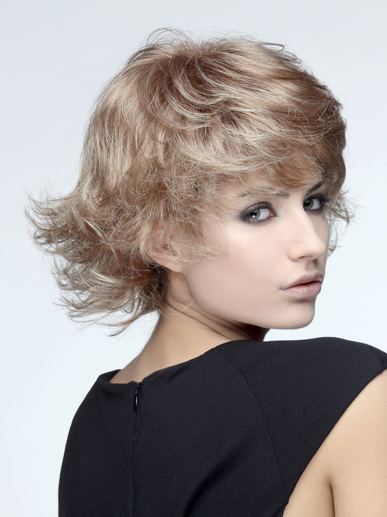 CHINA Parrucca in fibra sintetica